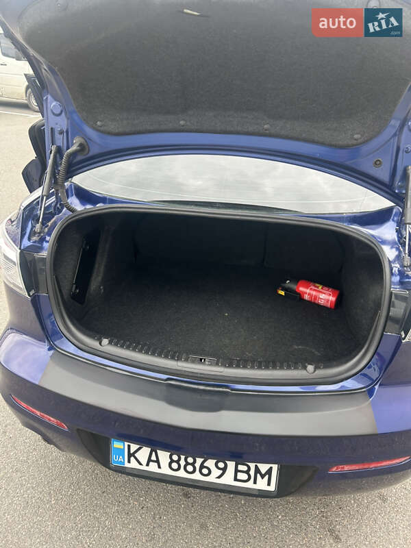 Седан Mazda 3 2013 в Харькове