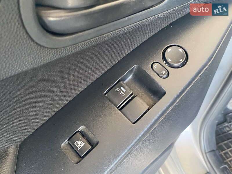 Седан Mazda 3 2010 в Николаеве