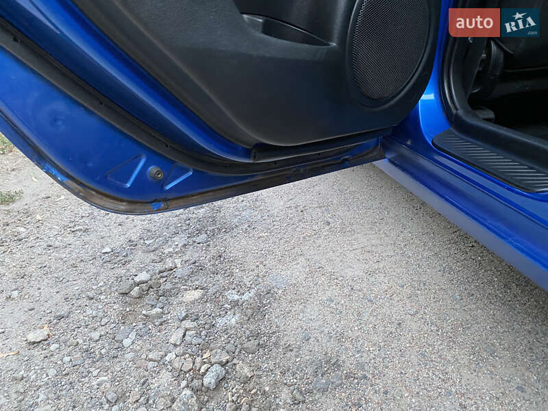 Седан Mazda 3 2005 в Кропивницком
