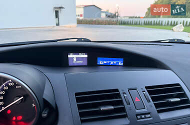 Хэтчбек Mazda 3 2013 в 