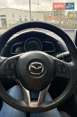 Хэтчбек Mazda 3 2016 в 