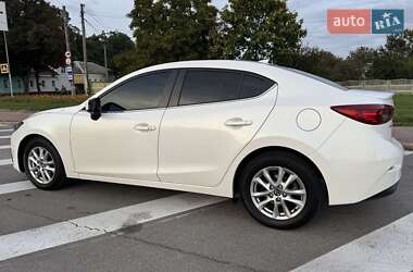 Седан Mazda 3 2016 в Чернигове