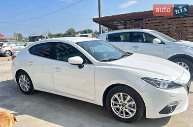 Седан Mazda 3 2014 в 