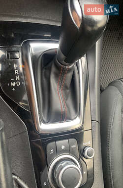 Седан Mazda 3 2014 в 