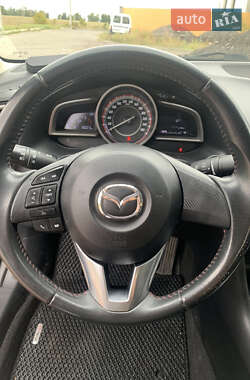 Седан Mazda 3 2014 в 