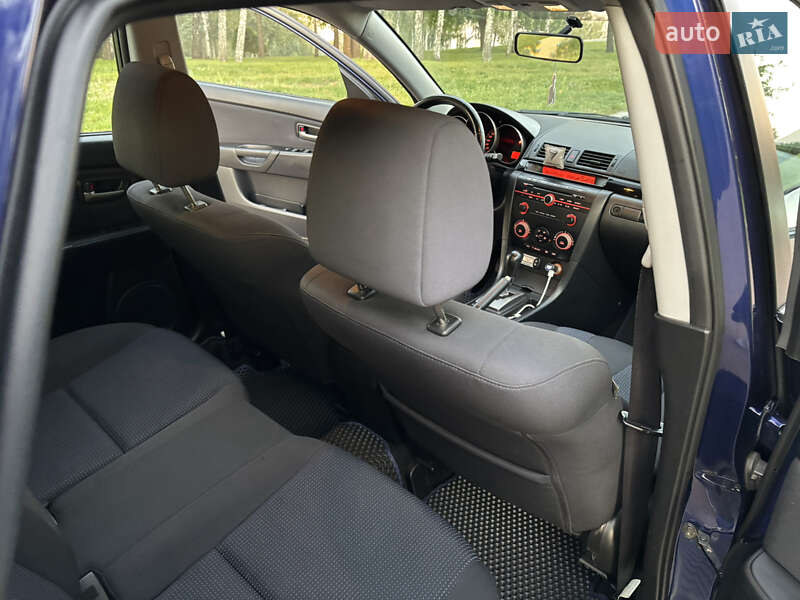 Хетчбек Mazda 3 2005 в Житомирі