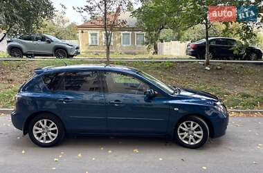 Хэтчбек Mazda 3 2007 в 