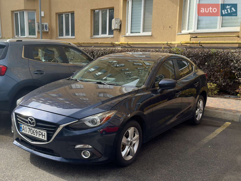 Седан Mazda 3 2015 в Киеве фото 3 Седан Mazda 3 2015 в Киеве