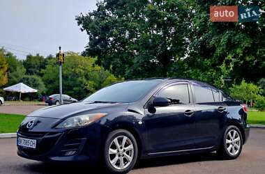 Седан Mazda 3 2010 в 