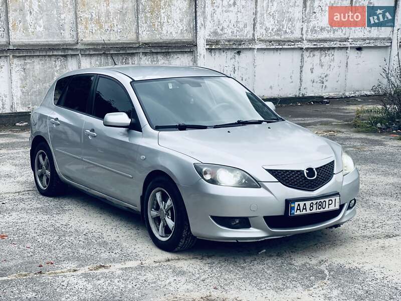 Хэтчбек Mazda 3 2005 в Киеве