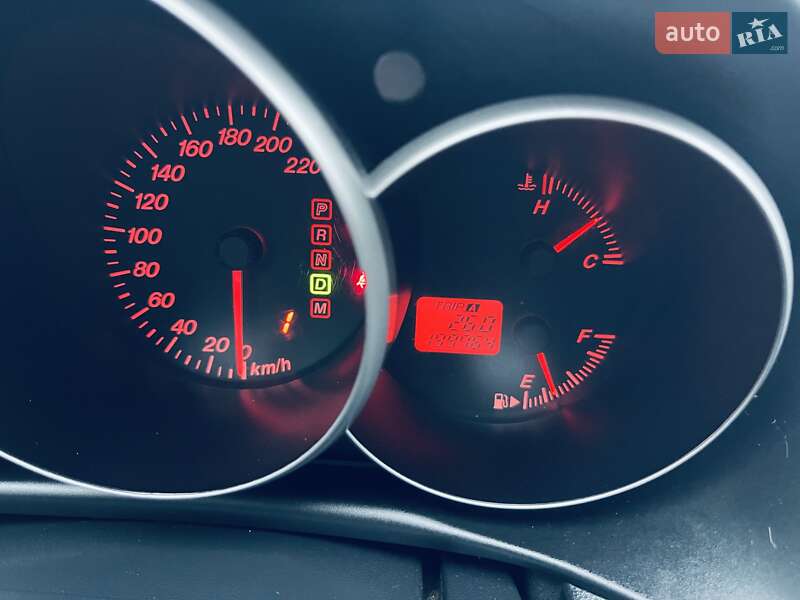 Хэтчбек Mazda 3 2005 в Киеве