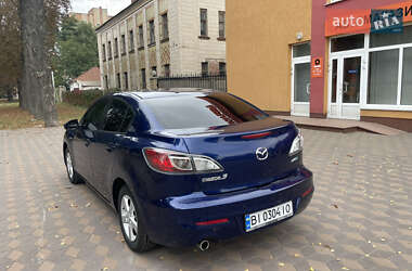 Седан Mazda 3 2012 в Лубнах