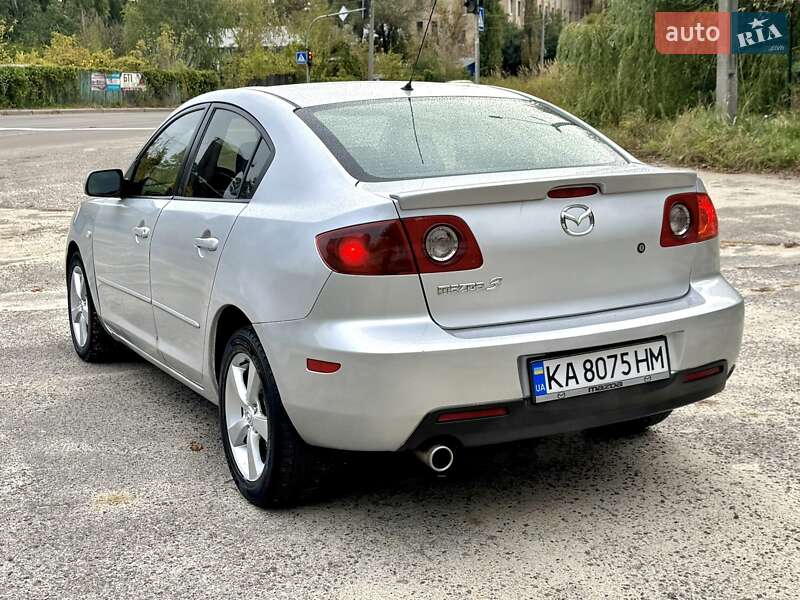 Седан Mazda 3 2006 в Киеве