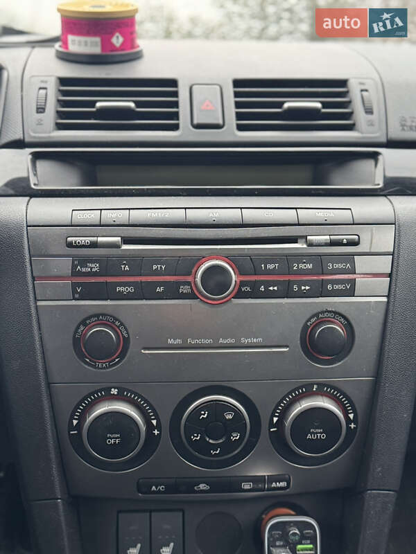 Седан Mazda 3 2007 в Виннице