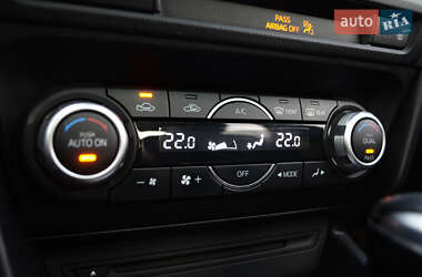 Седан Mazda 3 2015 в 