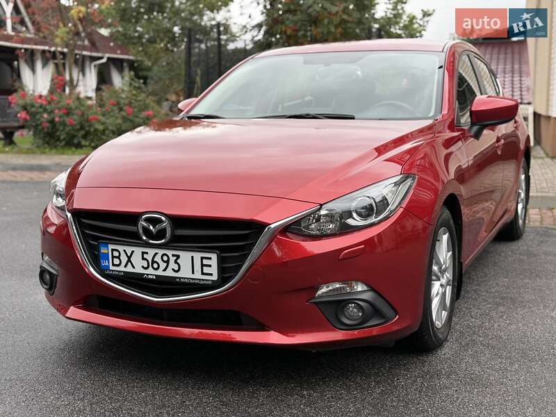 Хэтчбек Mazda 3 2015 в Виннице