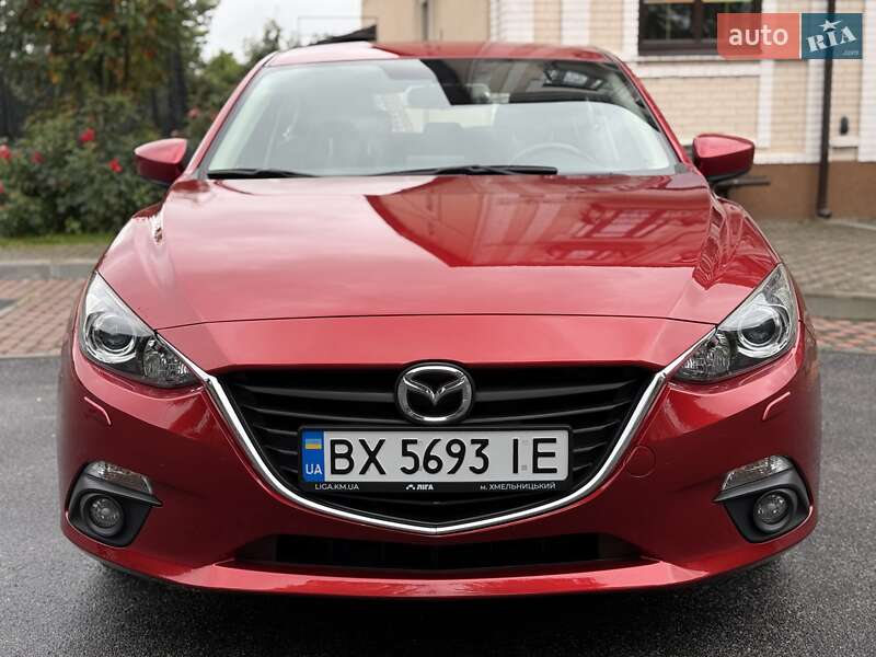 Хэтчбек Mazda 3 2015 в Виннице