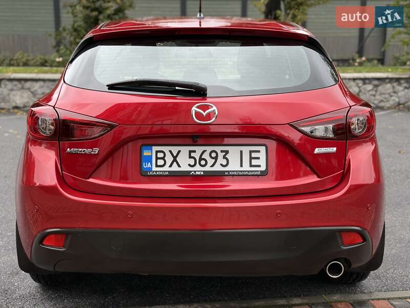 Хэтчбек Mazda 3 2015 в Виннице