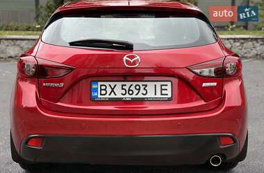 Хэтчбек Mazda 3 2015 в 