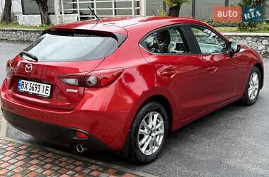 Хэтчбек Mazda 3 2015 в 