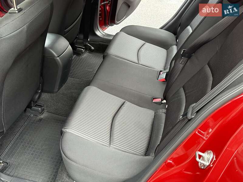 Хэтчбек Mazda 3 2015 в Виннице