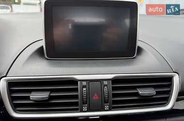 Хэтчбек Mazda 3 2015 в 