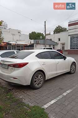 Седан Mazda 3 2013 в 