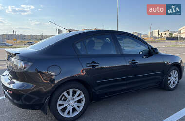 Седан Mazda 3 2007 в 