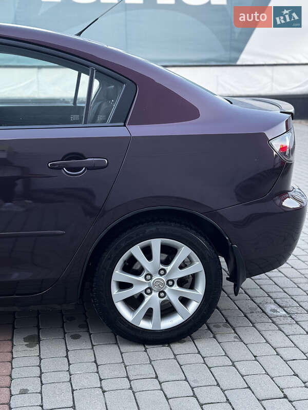 Седан Mazda 3 2007 в Тернополе