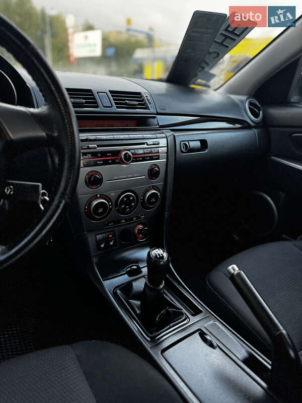 Седан Mazda 3 2007 в Тернополе
