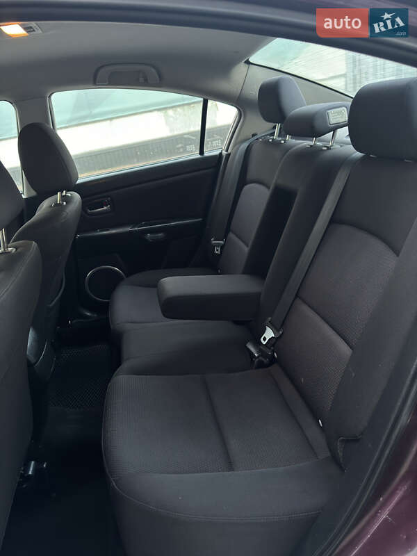 Седан Mazda 3 2007 в Тернополе