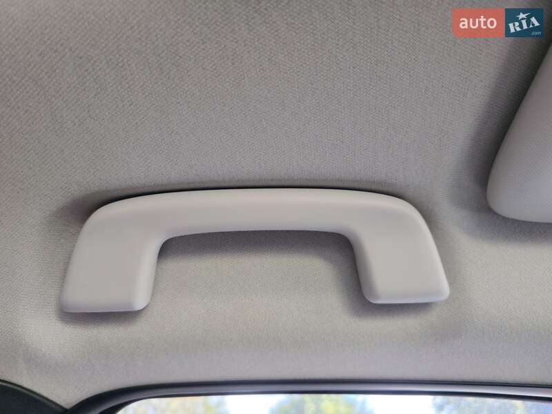 Седан Mazda 3 2021 в Днепре