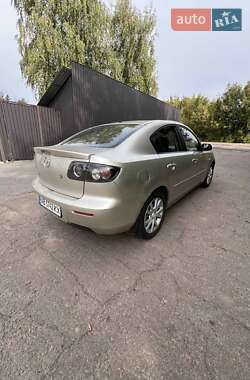 Хэтчбек Mazda 3 2006 в 