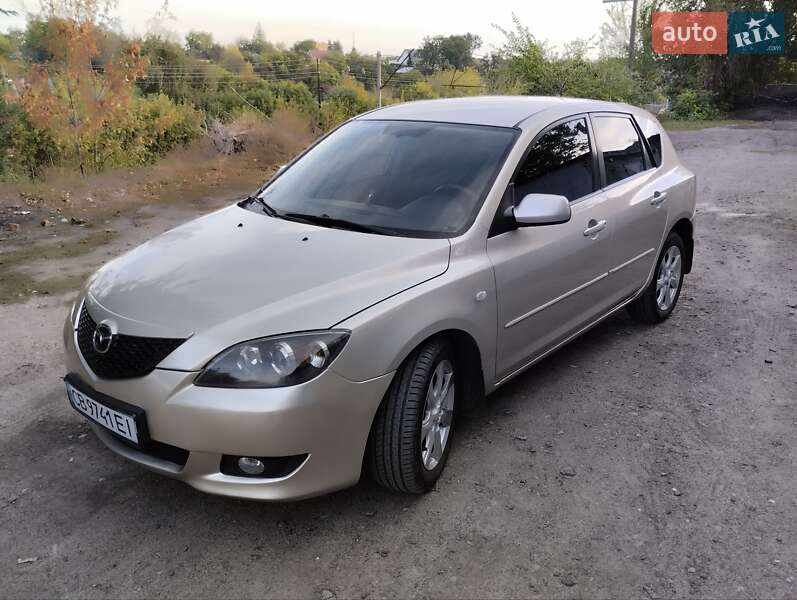 Хэтчбек Mazda 3 2005 в Лубнах