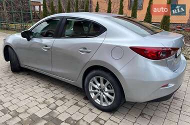 Седан Mazda 3 2016 в 
