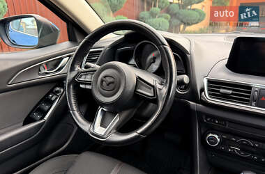 Хэтчбек Mazda 3 2018 в 