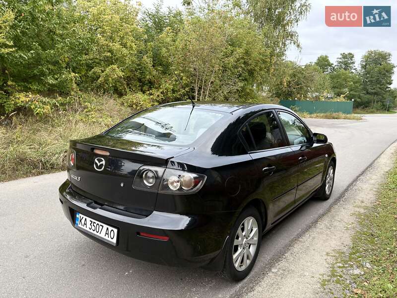 Седан Mazda 3 2007 в Киеве
