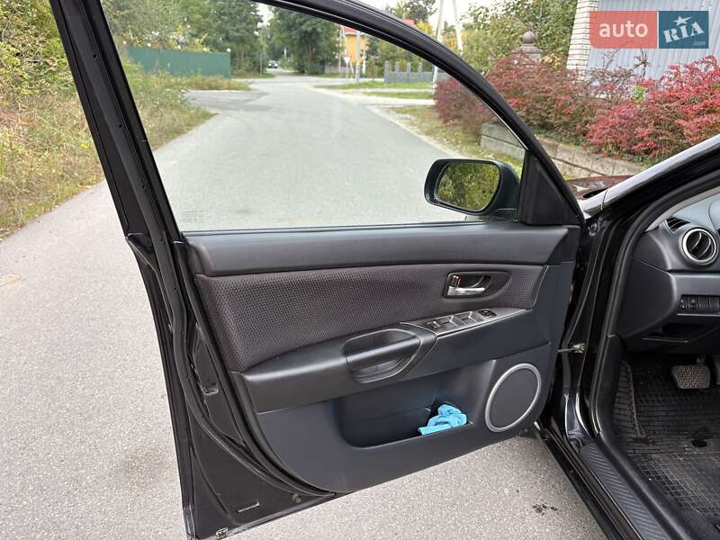 Седан Mazda 3 2007 в Киеве