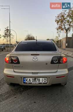 Седан Mazda 3 2006 в 