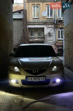 Седан Mazda 3 2006 в 