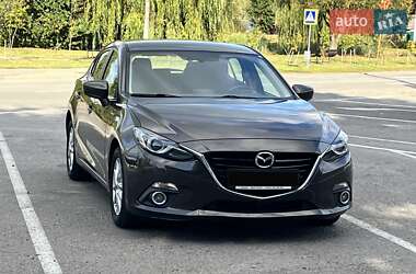 Mazda 3 2015