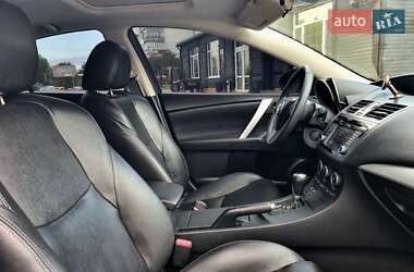 Седан Mazda 3 2013 в 