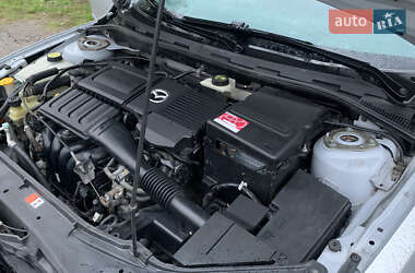 Хэтчбек Mazda 3 2006 в 