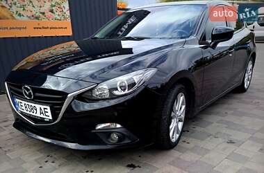 Хэтчбек Mazda 3 2015 в 