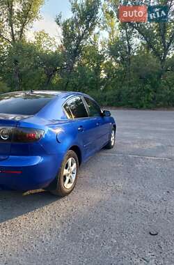 Седан Mazda 3 2007 в 