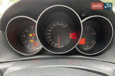 Хэтчбек Mazda 3 2005 в 