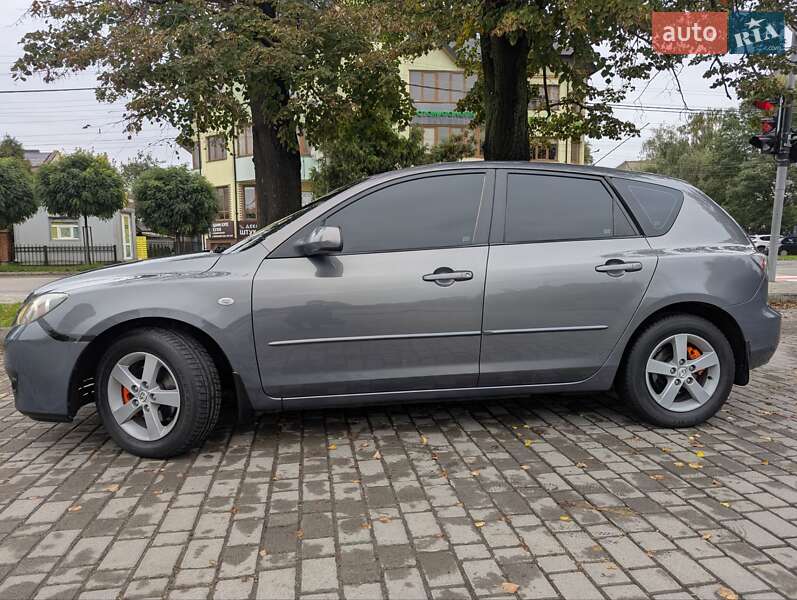 Хэтчбек Mazda 3 2006 в Коломые