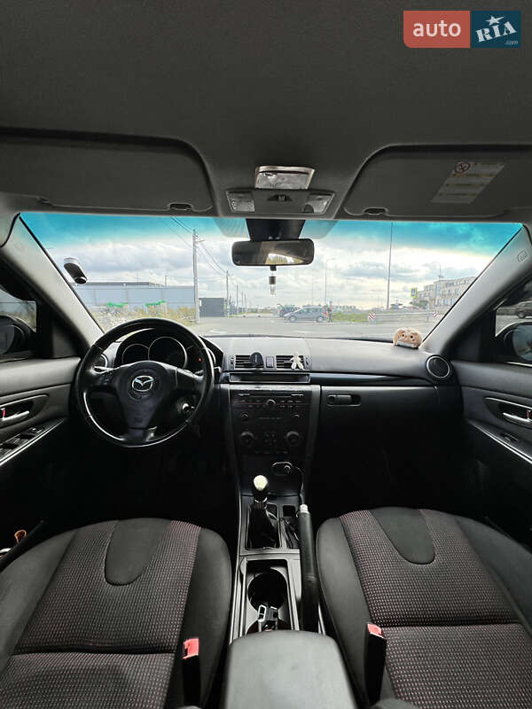 Хетчбек Mazda 3 2004 в Львові