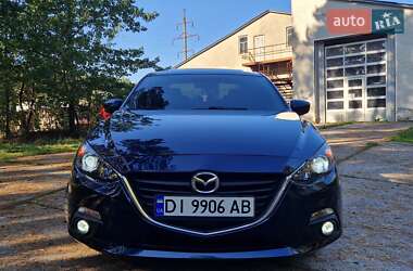 Седан Mazda 3 2015 в 