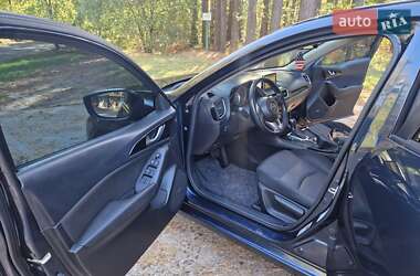 Седан Mazda 3 2015 в 